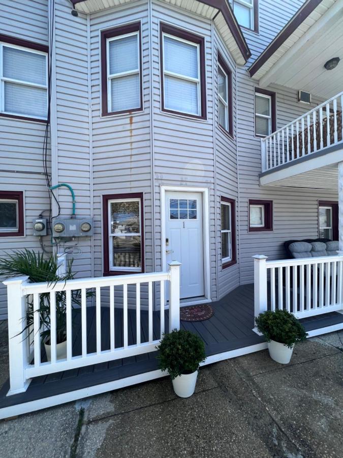 Ultra Modern - Entire 3 Bedroom Apartment - 5 Min Walk To The Beach Wildwood Eksteriør billede