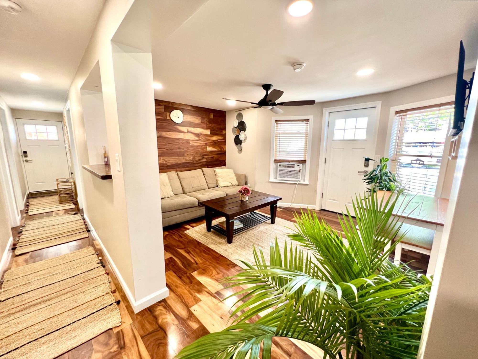 Ultra Modern - Entire 3 Bedroom Apartment - 5 Min Walk To The Beach Wildwood Eksteriør billede